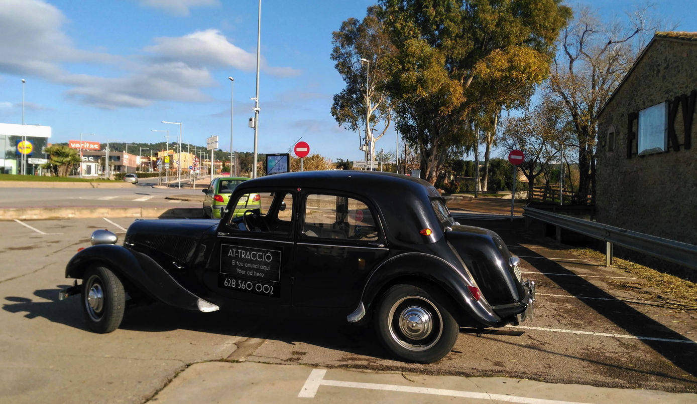 anunci publicitari cotxe col·lecció Palafrugell